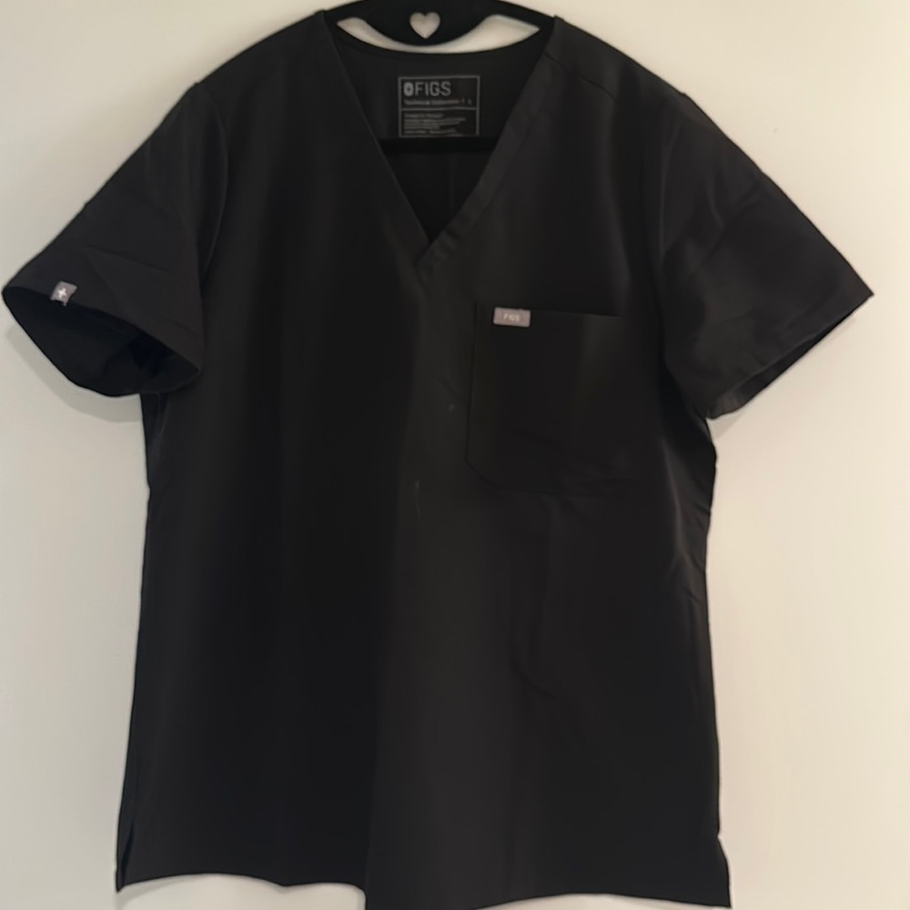 Figs Catarina One Pocket Black Scrub Top